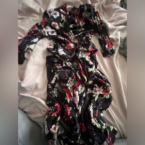 torrid half sleeve floor length black base floral button down dress size 0